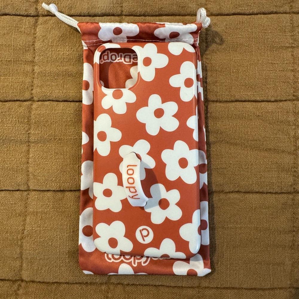 Auburn Daises iPhone 11 Pro Max